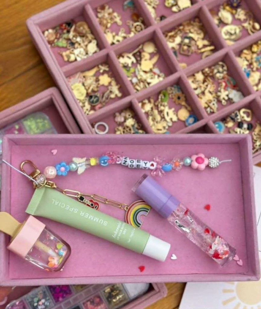 Create your own lip gloss party